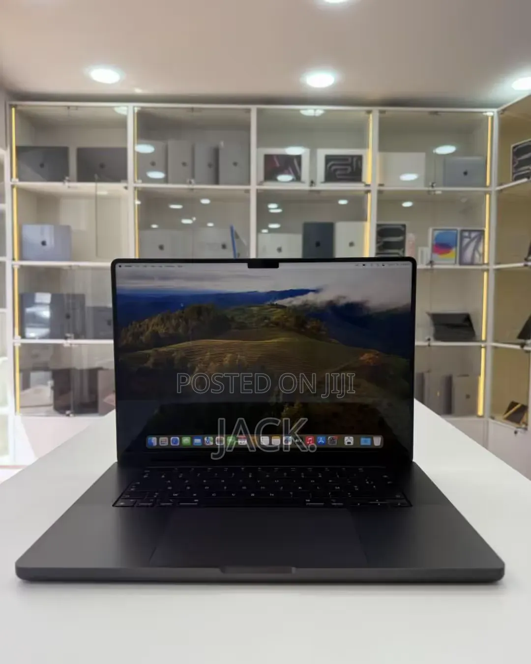 Laptop Apple MacBook Pro 2023 M2 Max 64GB Apple M2 SSD 1T