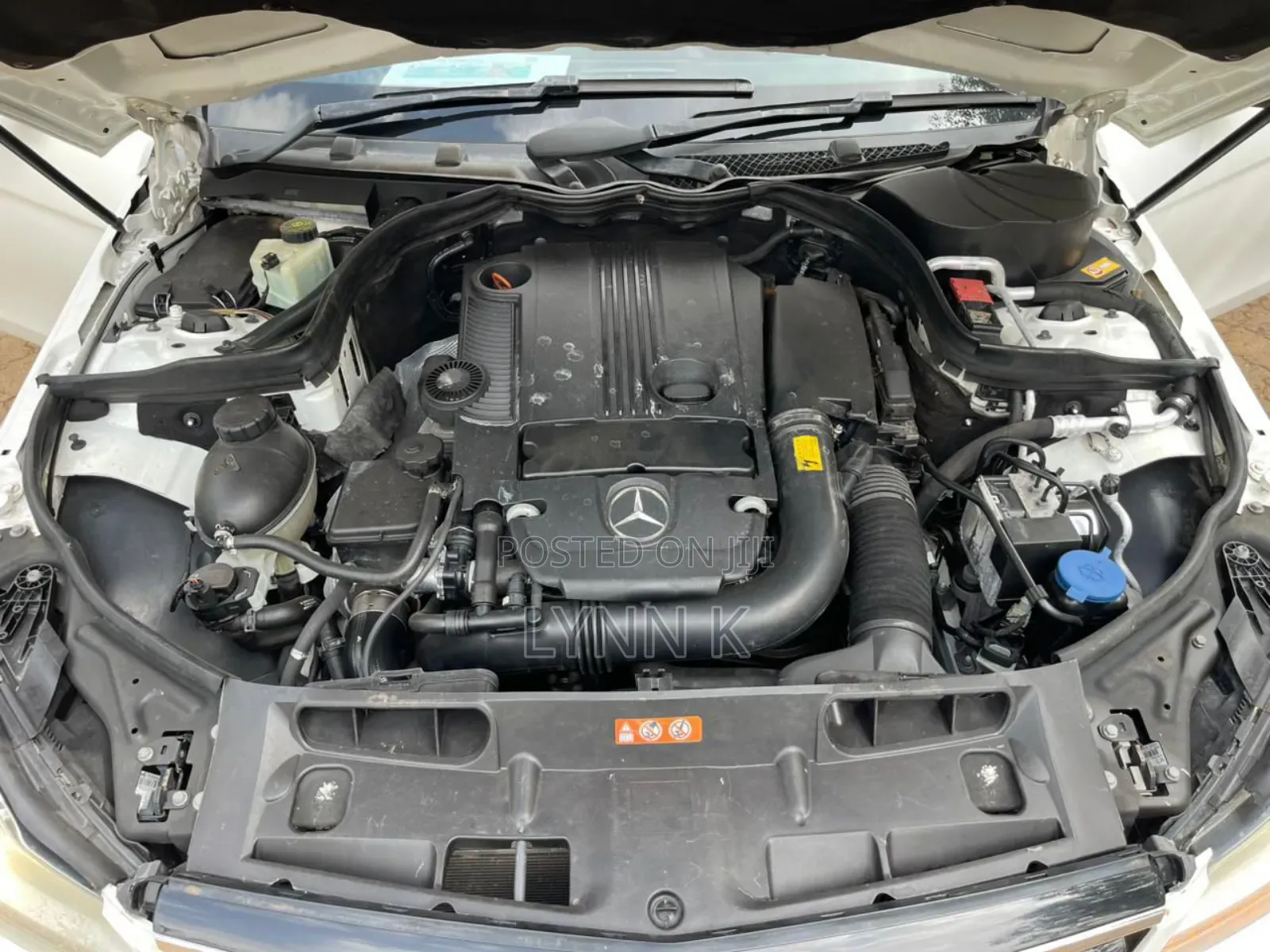 Mercedes-Benz C180 2014 White