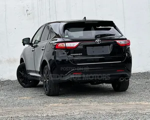 Toyota Harrier 2.0 2019 Black