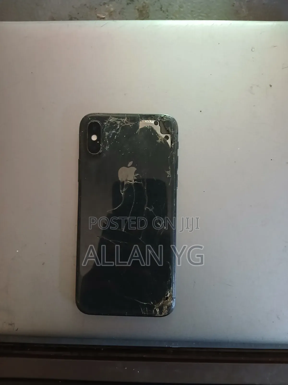 Apple iPhone XS 64 GB Black