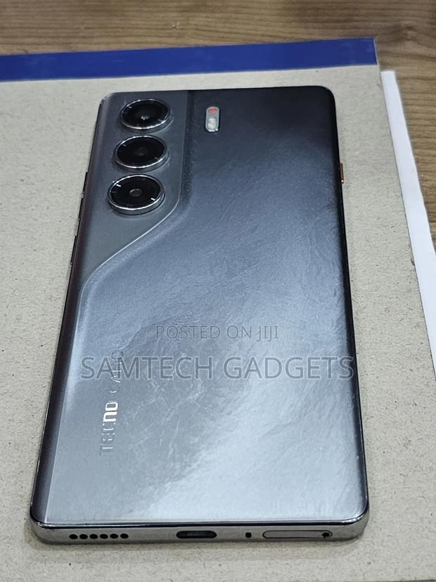 Tecno Camon 40 Pro 5G 256 GB Gray