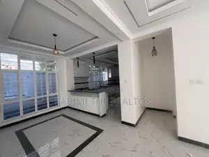 4bdrm House in Kimbo for sale