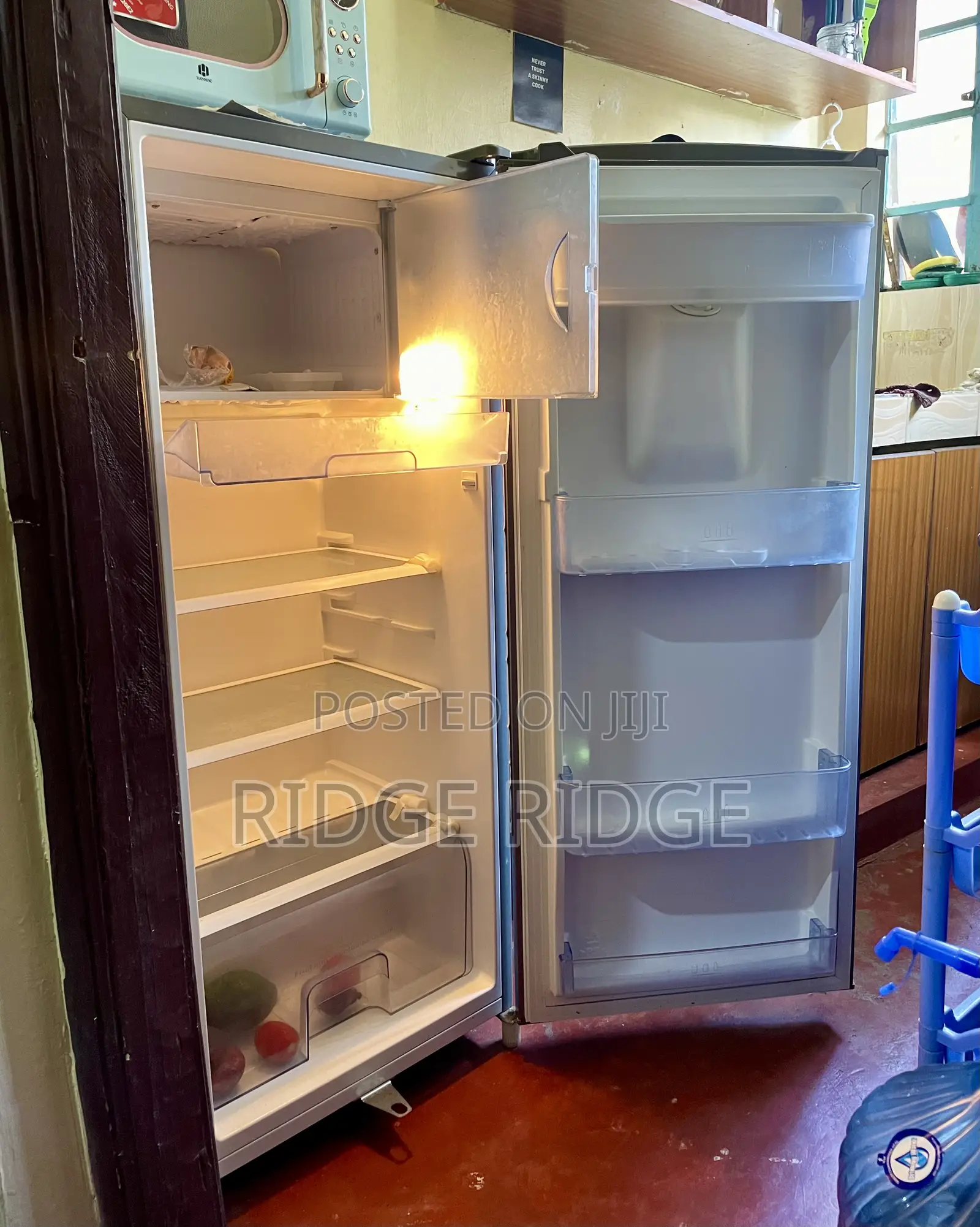 Single-Door Fridge, Hisense