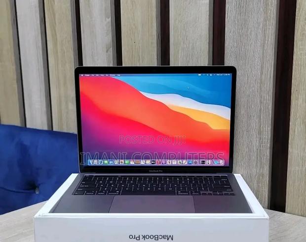 Laptop Apple MacBook Pro 2020 32GB Intel Core i7 SSD 512GB