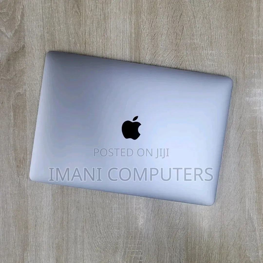 Laptop Apple MacBook Pro 2020 16GB Intel Core i7 SSD 1T