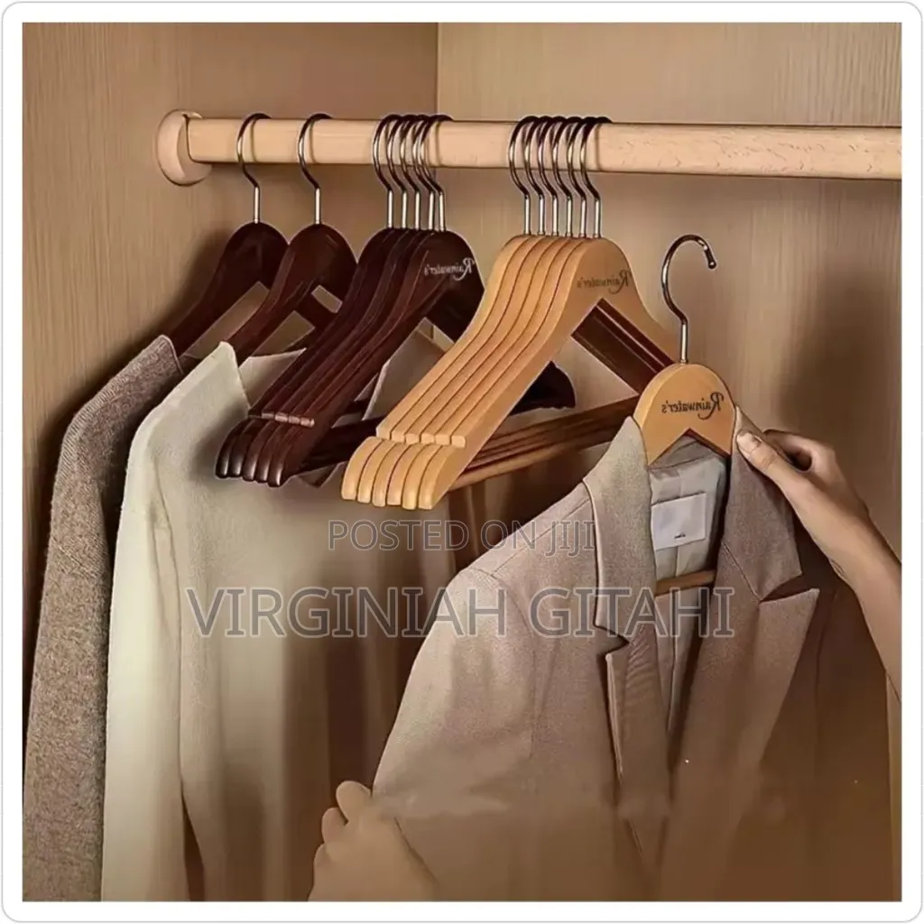 10pcs Wooden Clothes Hangers