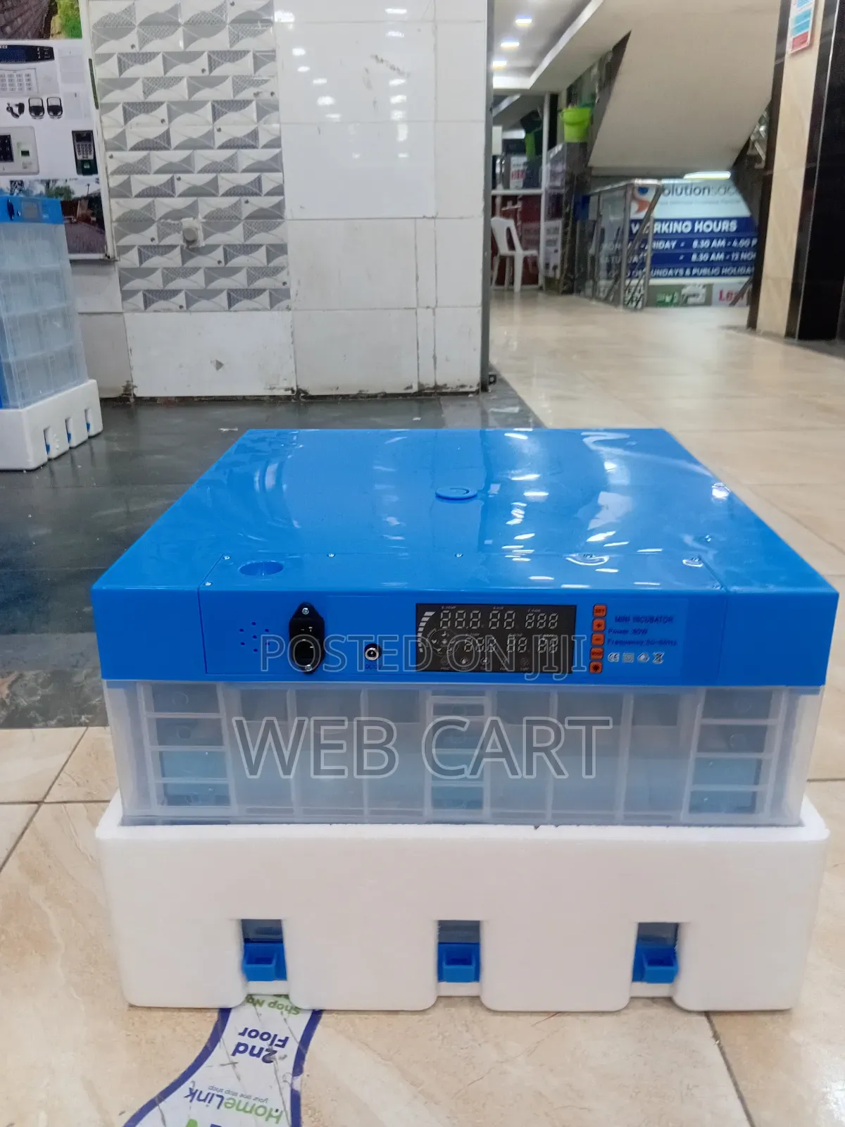 128 Egg Smart Incubator With Temperature Control Dual Power
