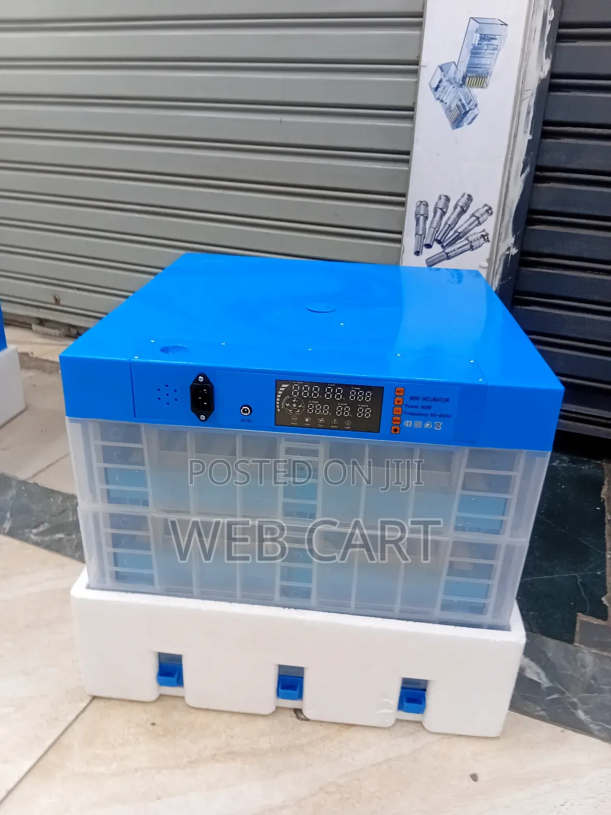 192 Capacity Egg Incubator With Dual Power (Ac/Dc)