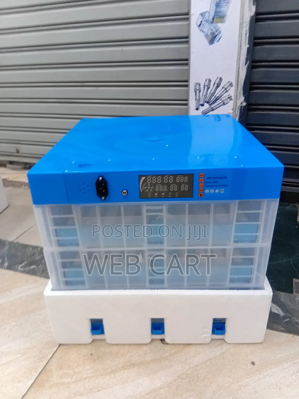 192 Eggs Incubator With Digital Control Ac/Dc