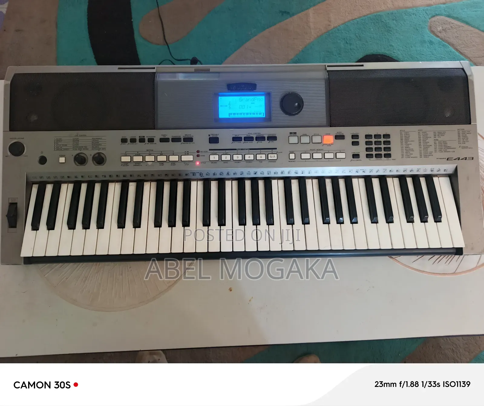 Keyboard Psr443