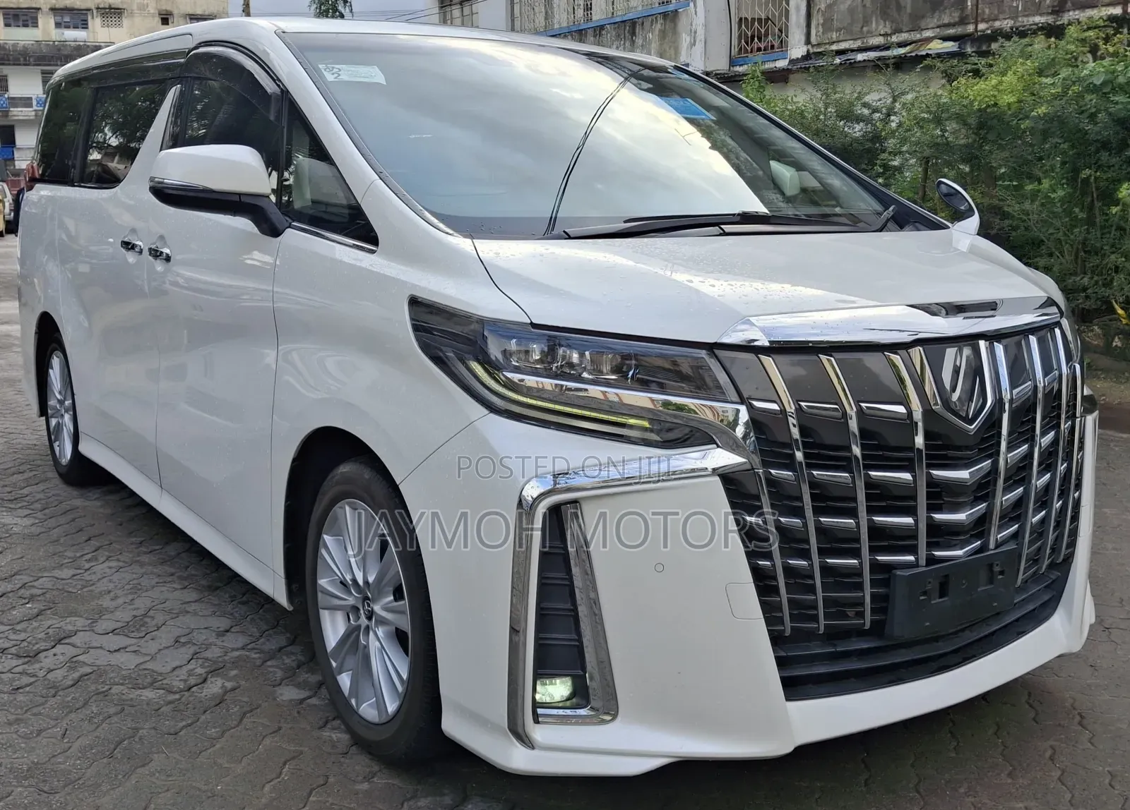 Toyota Alphard 2019 White