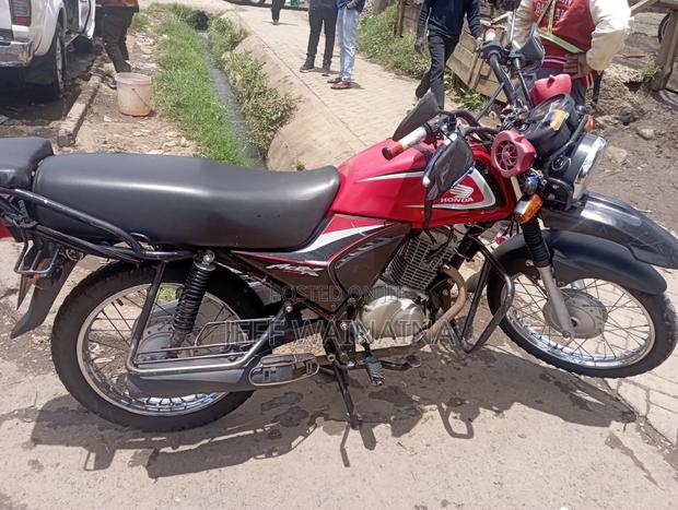 Honda 2024 Red - main view