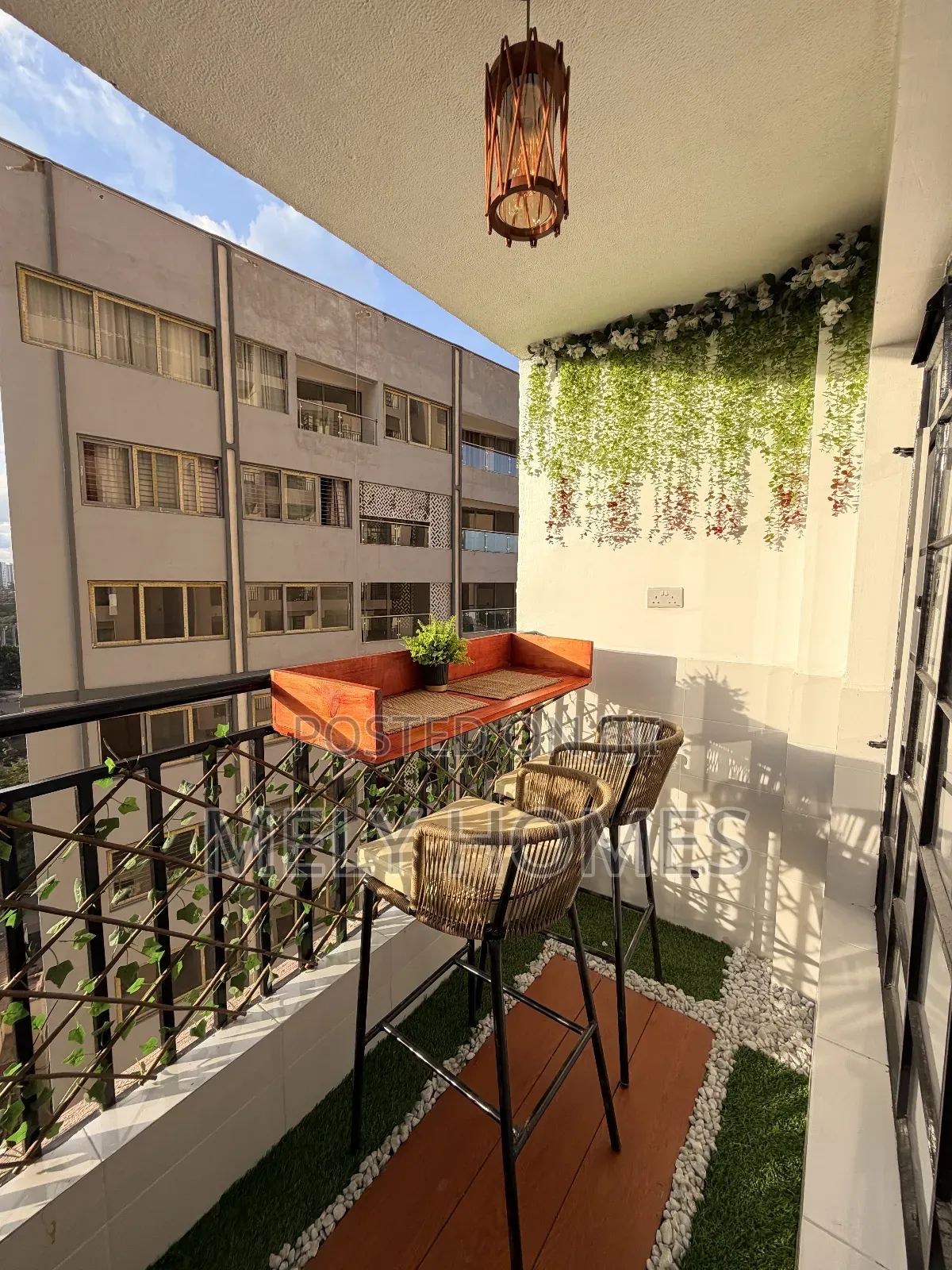 Modern Studio Apartment at Grand Midtown - Ngara