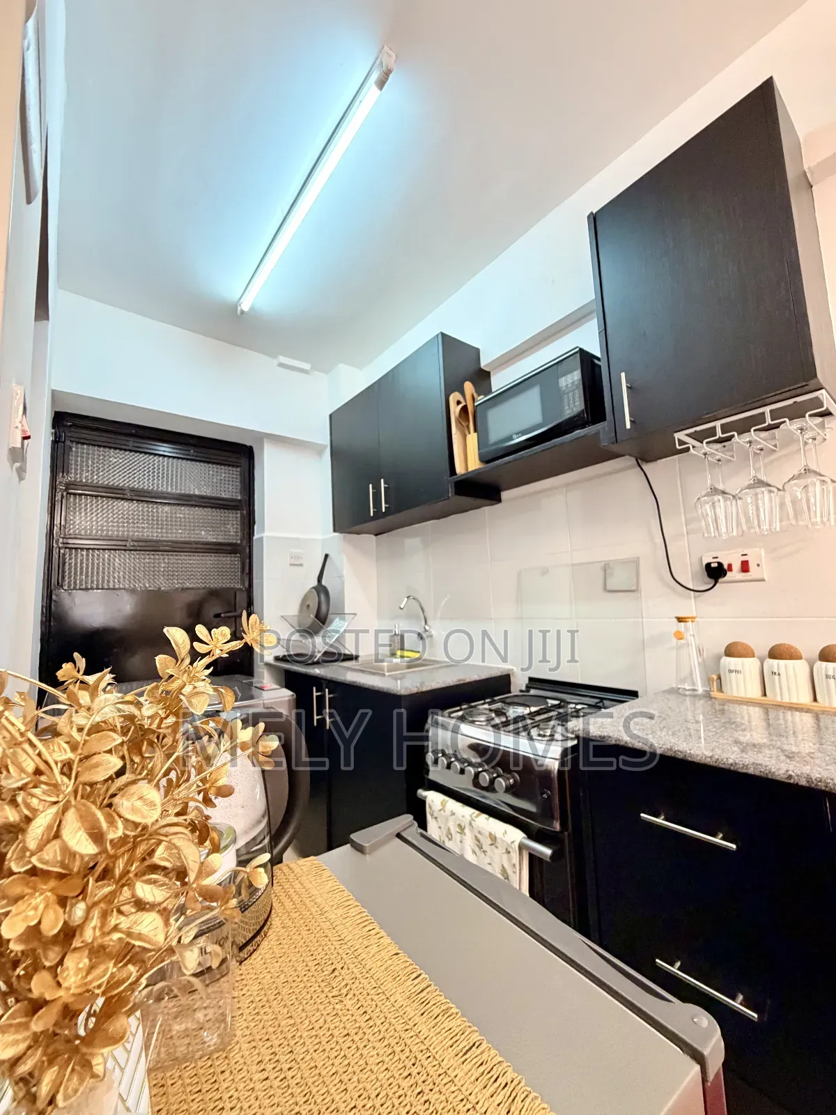 Modern Studio Apartment at Grand Midtown - Ngara