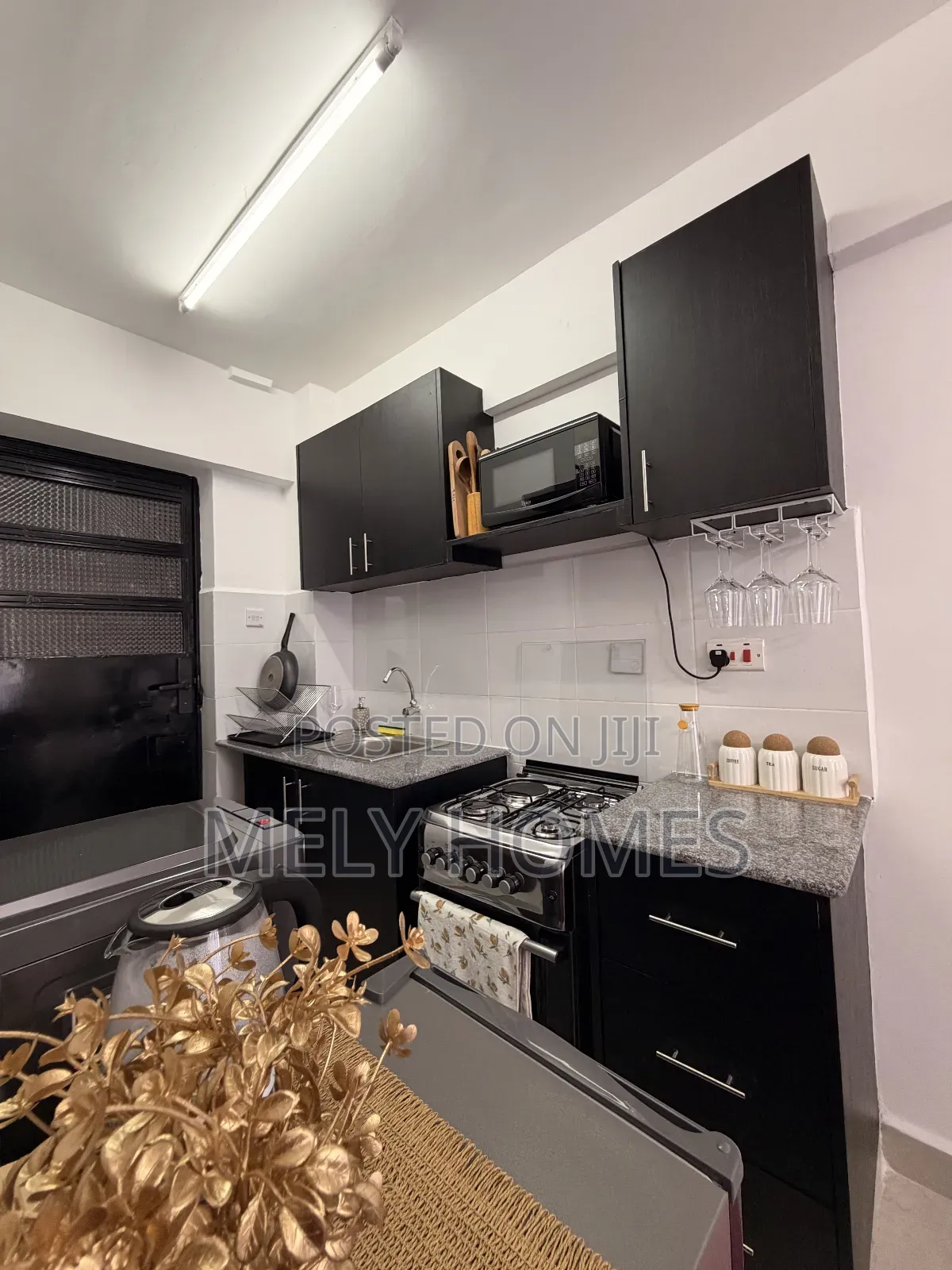 Modern Studio Apartment at Grand Midtown - Ngara