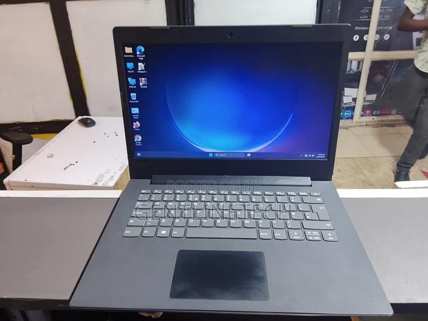 Laptop Lenovo IdeaPad 130 8GB Intel Core i5 HDD 500GB