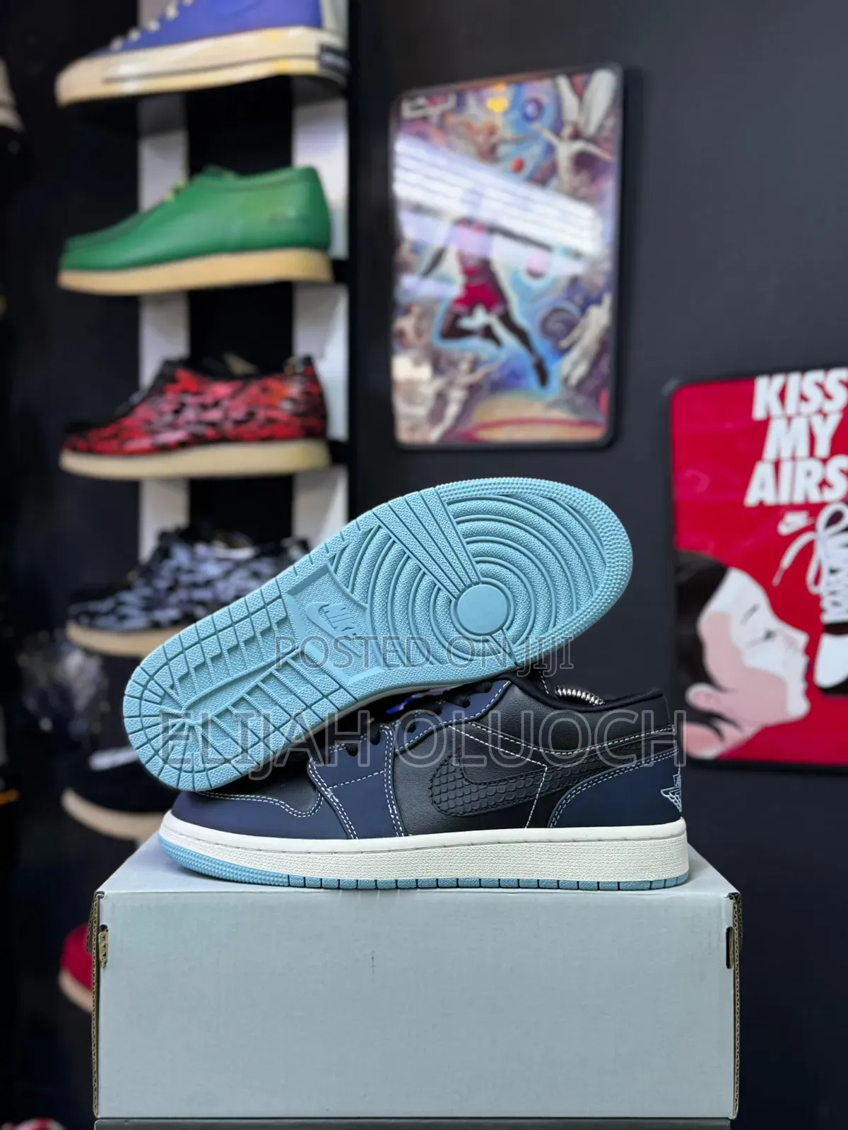 Nike Air Jordan 1 Low ‘Obsidian’
 Sizes :_40 41 42 43 44 45 46_