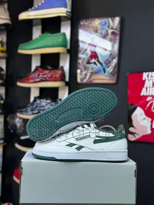 Reebox Club C Revenge.
 Sizes :_40 41 42 43 44 45_