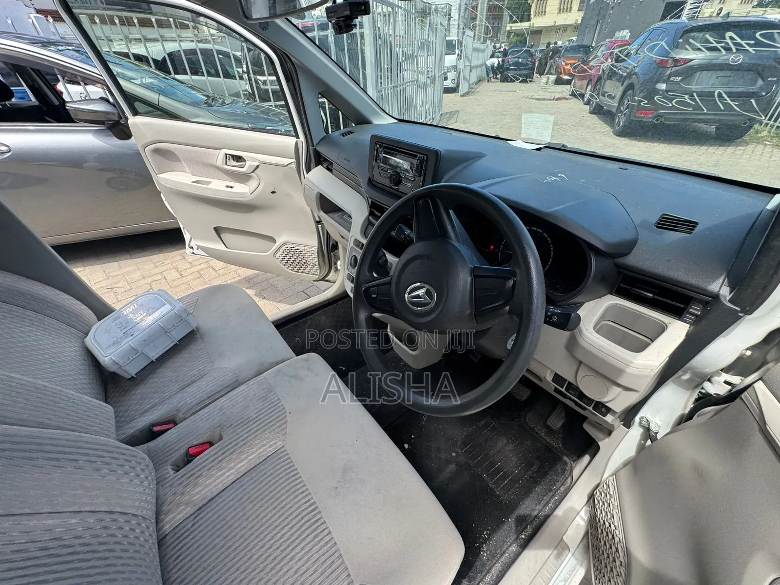 Daihatsu Move 2020 White