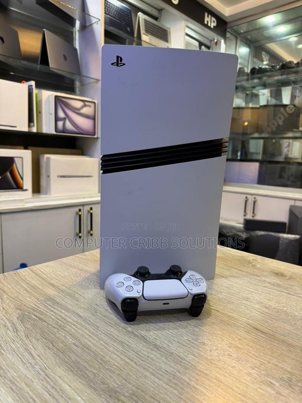 Sony Playstation 5 Pro (Ps5 Pro) | 2tb SSD | 120hz | - thumbnail 4