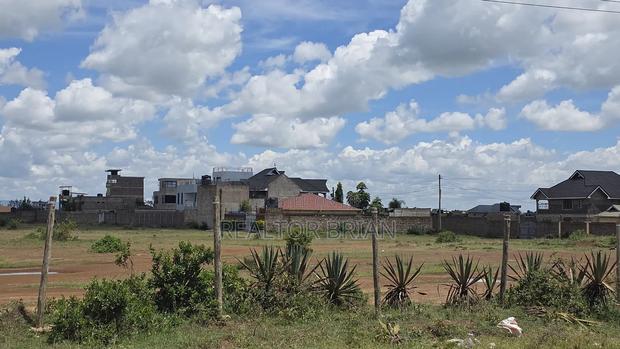 Plots and Properties - thumbnail 3