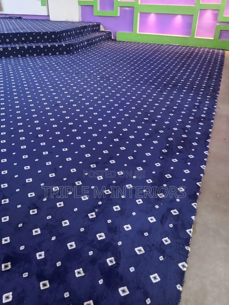 Refined Sapphire Navy Carpet for Premium Comfort