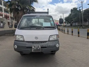 Nissan Vanette Truck