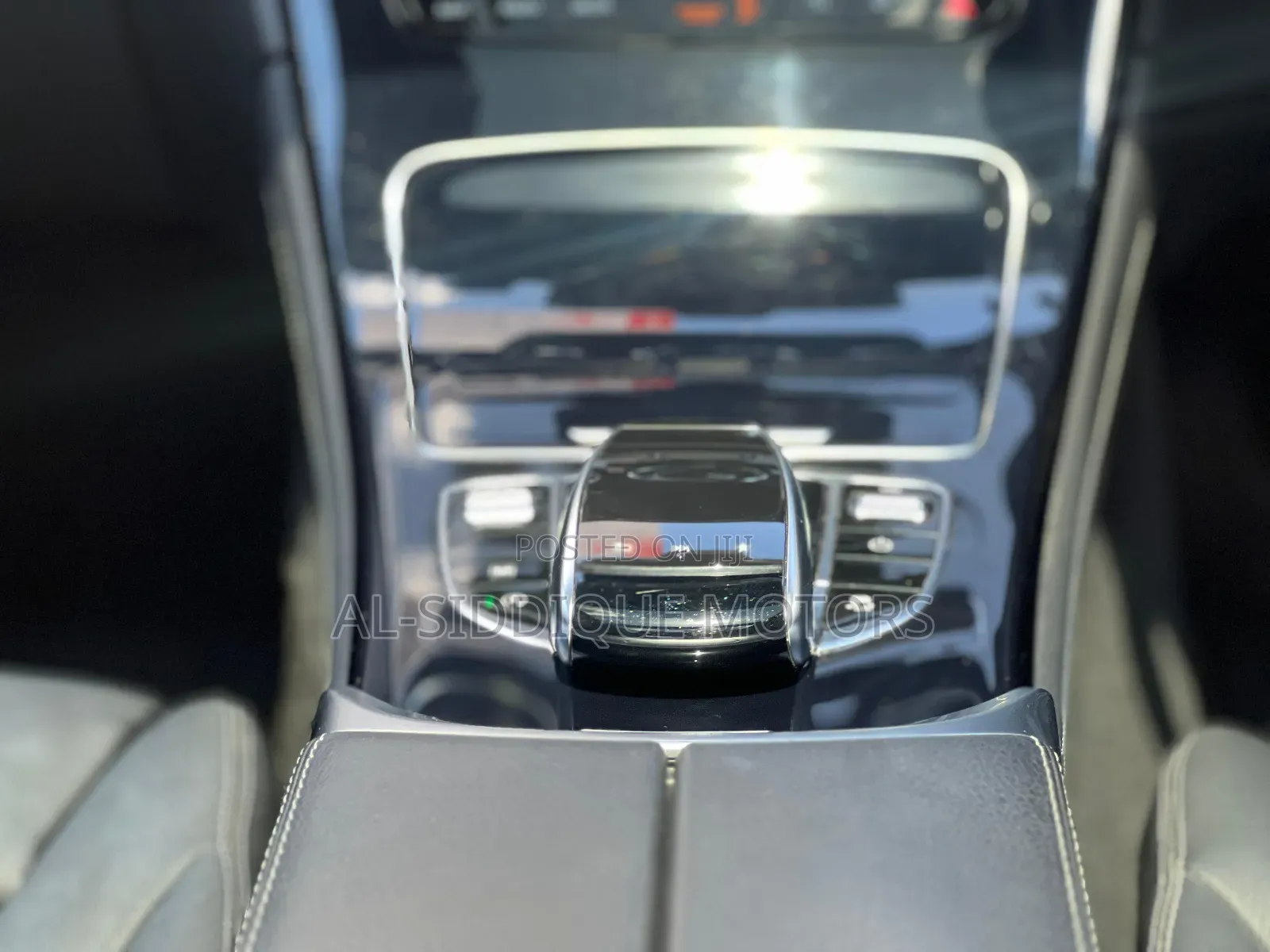 Mercedes-Benz GLC-Class 2019 White