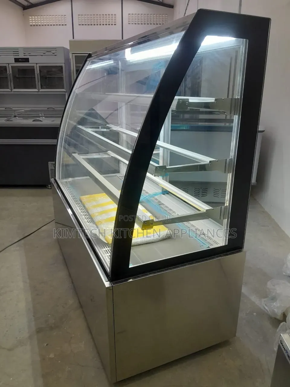 Cakes Display Chiller
