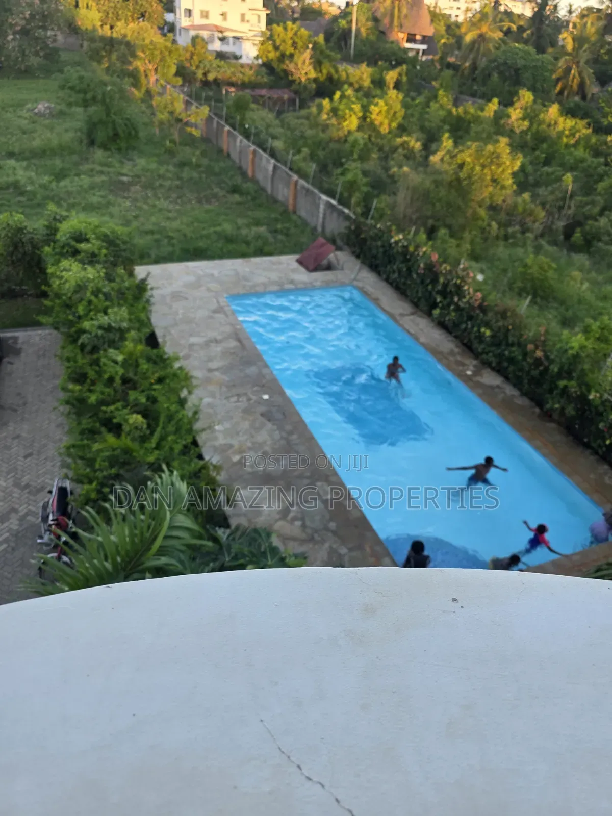2 Bedrooms Apartment BNB for Rent in Diani Beach Road