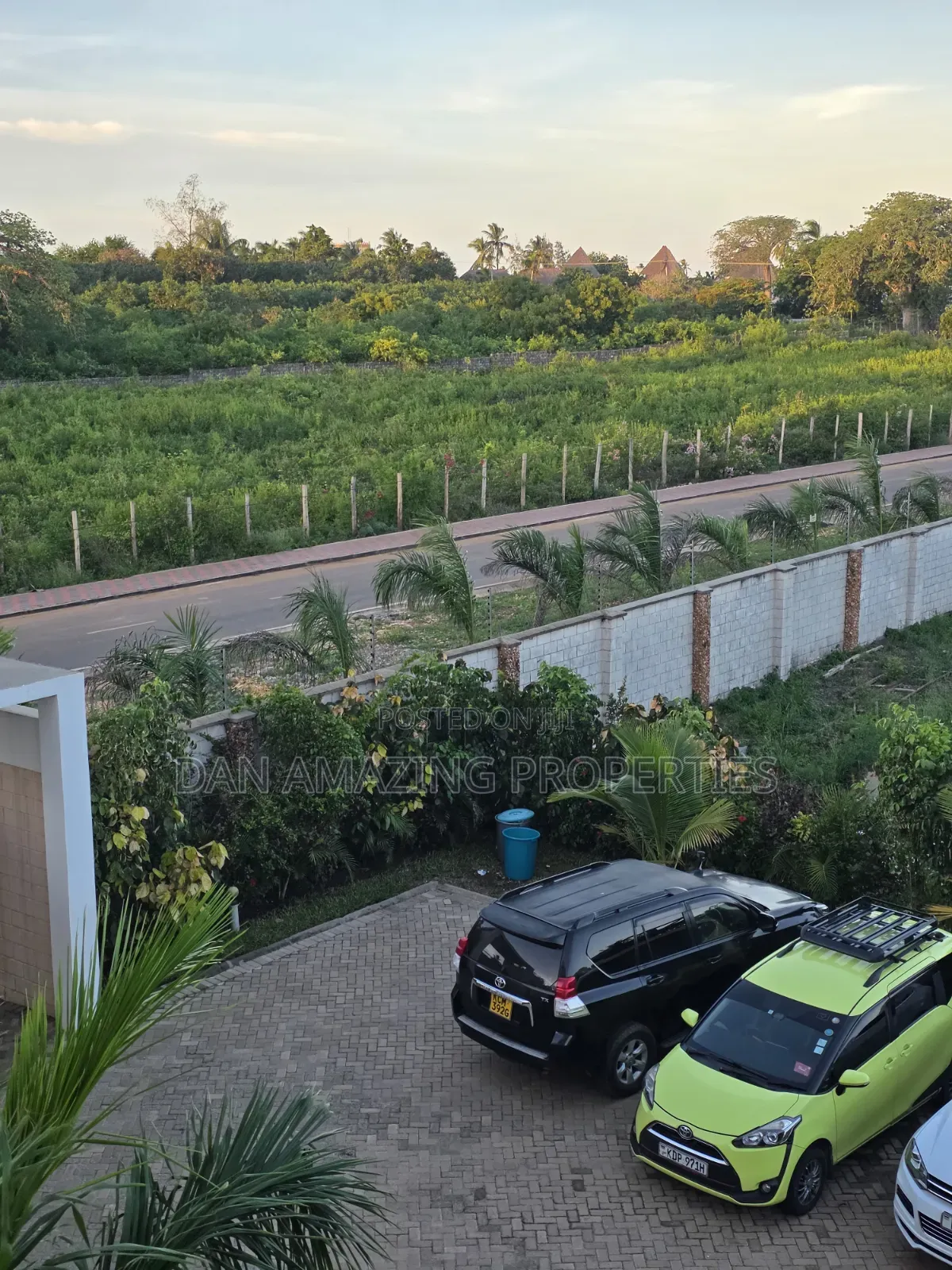 2 Bedrooms Apartment BNB for Rent in Diani Beach Road