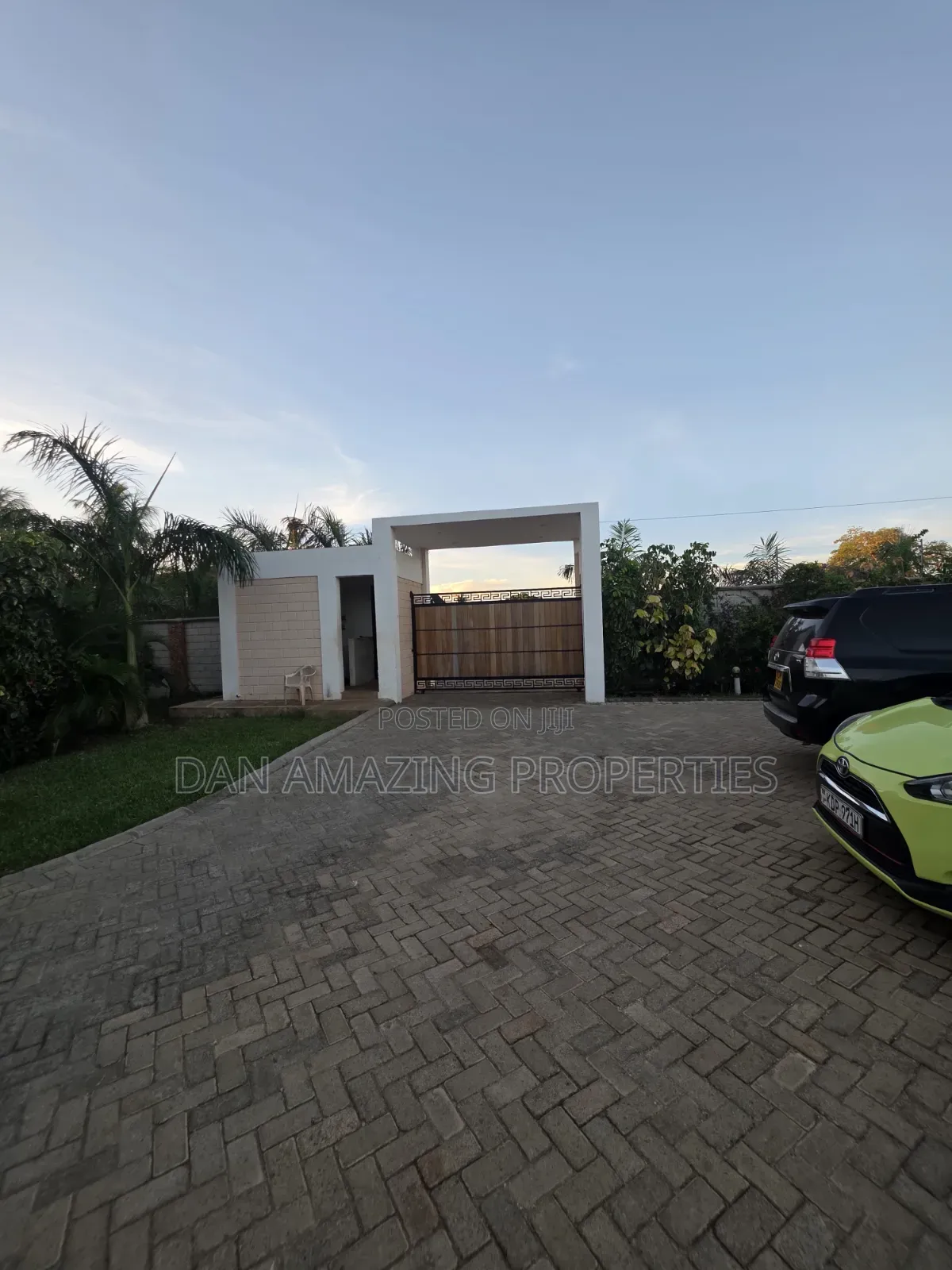 2 Bedrooms Apartment BNB for Rent in Diani Beach Road