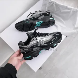 New Balance 1000 Black Teal
Quality Sneakers