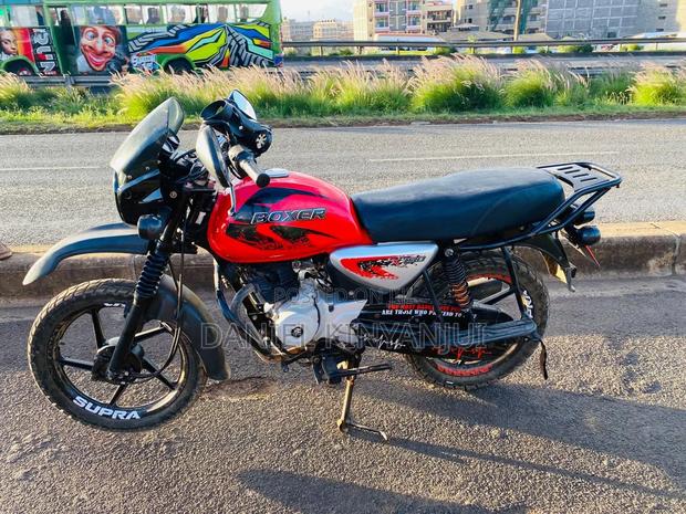 Bajaj Boxer 150 UG 2025 Red