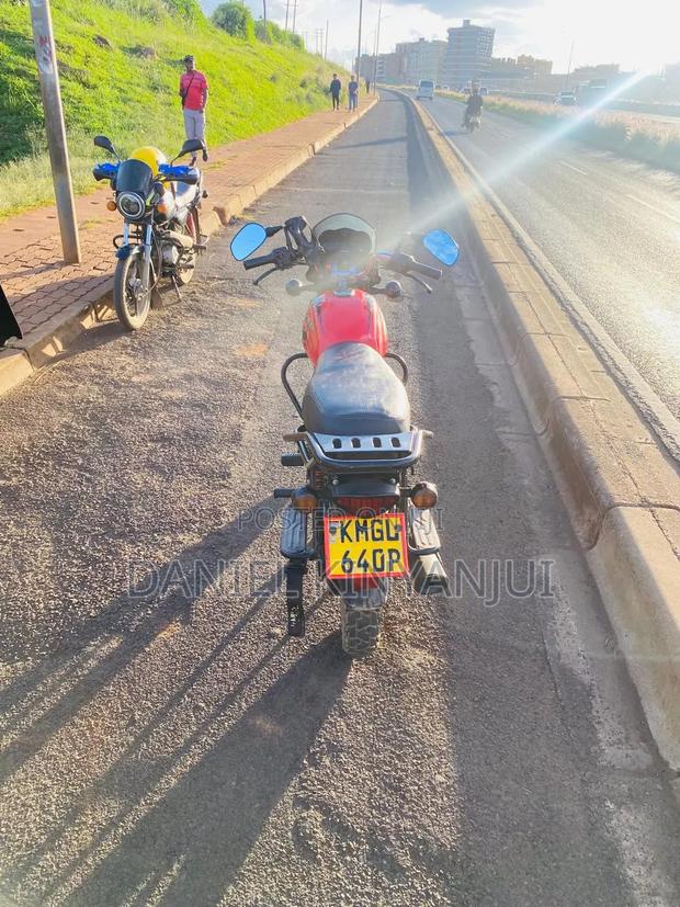 Bajaj Boxer 150 UG 2025 Red - thumbnail 2