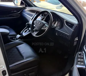Toyota Harrier 2019 White