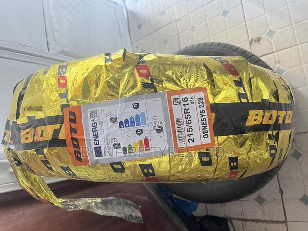 215/65r16 Boto