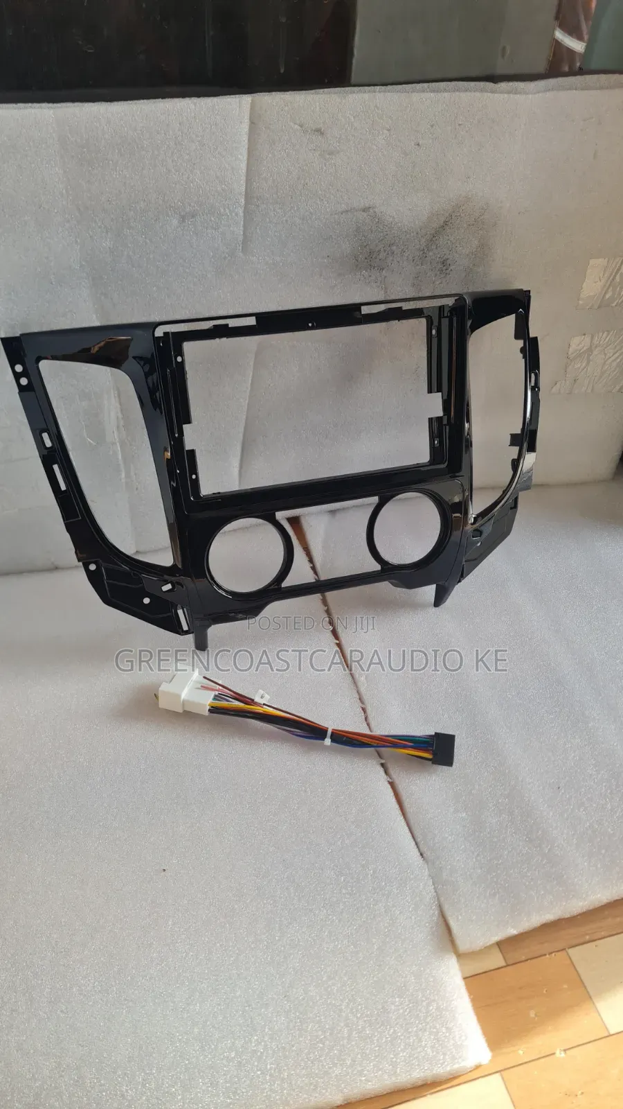 Mitsubishi Triton 2015+ Android Radio Console, Frame or Fascia