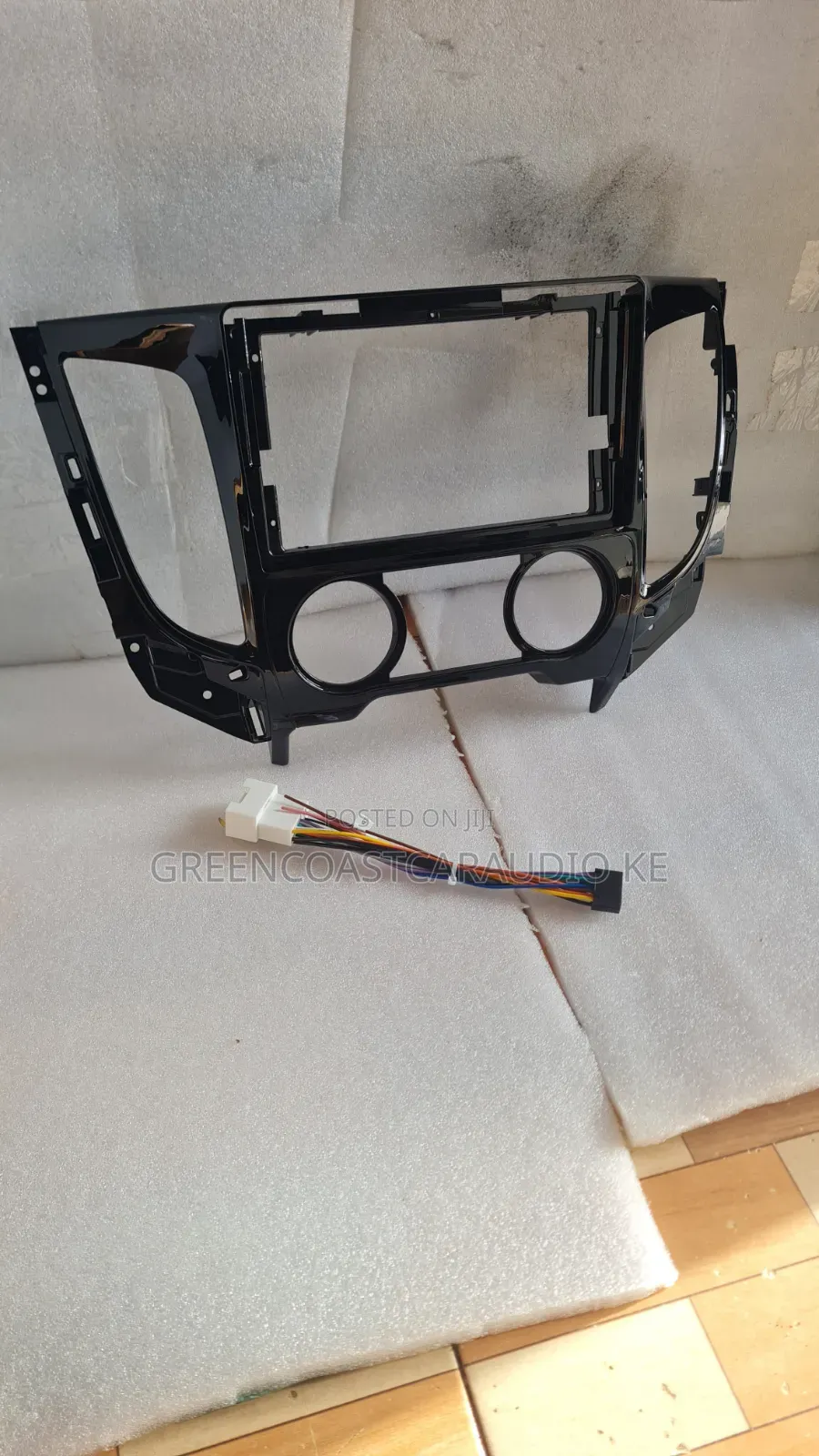Mitsubishi Triton 2015+ Android Radio Console, Frame or Fascia