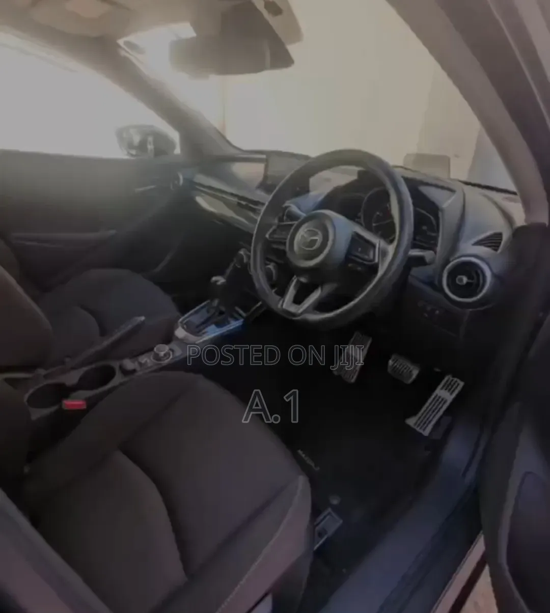 Mazda 2 2019 Gray
