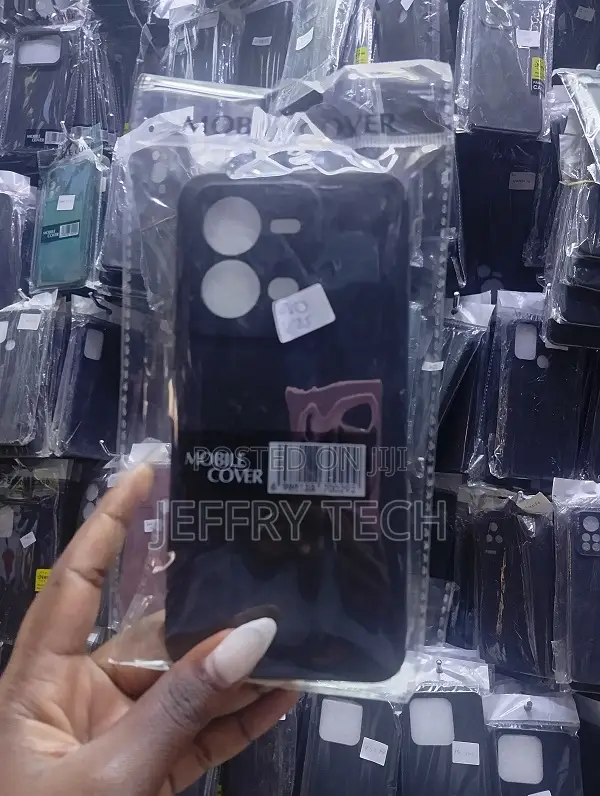 Silicone Mobile Phone Case for Models Like the Realme C55 or Vivo V25