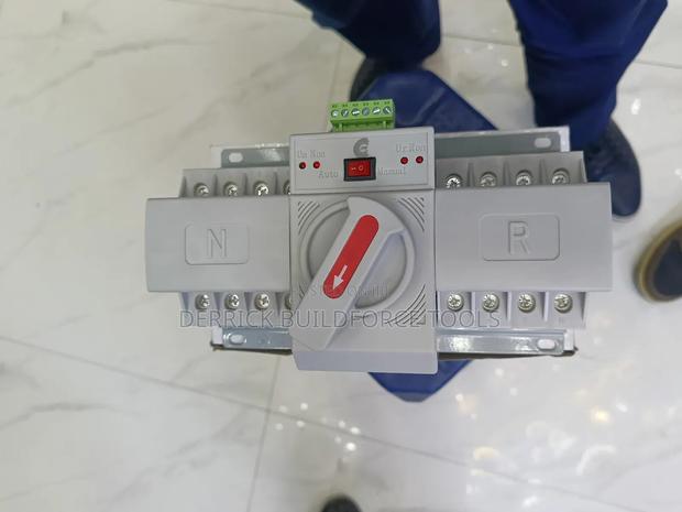 100a Dual Phase Change Over Switch - main view