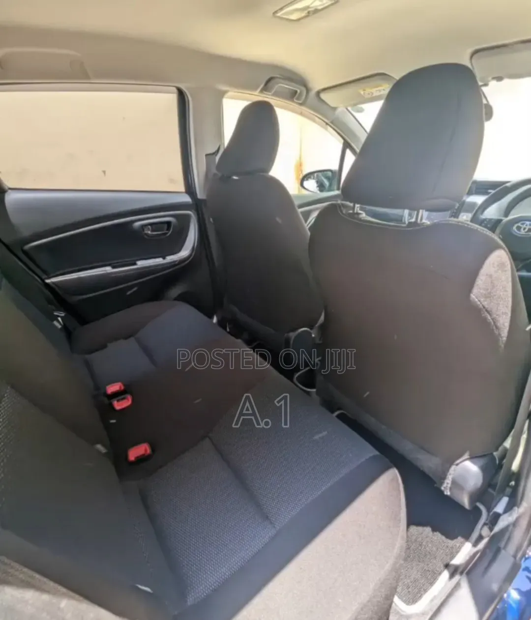 Toyota Vitz 1.3 FWD 5dr 2019 Blue