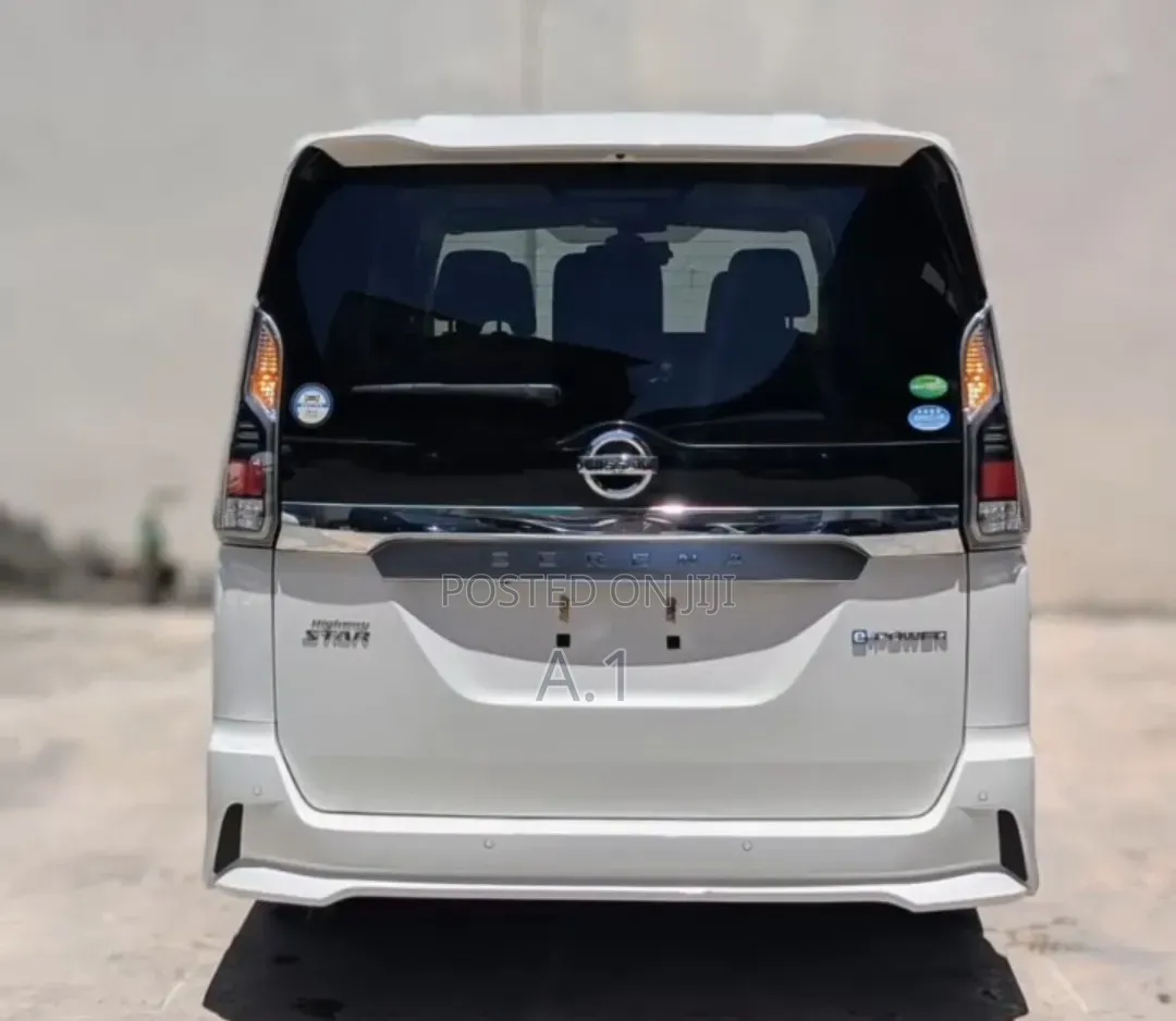 Nissan Serena 2019 Pearl