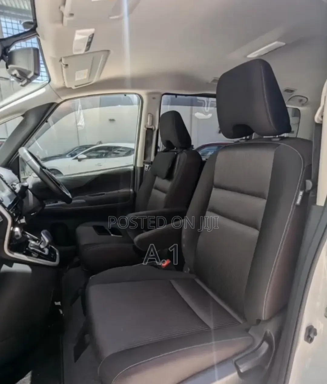 Nissan Serena 2019 Pearl