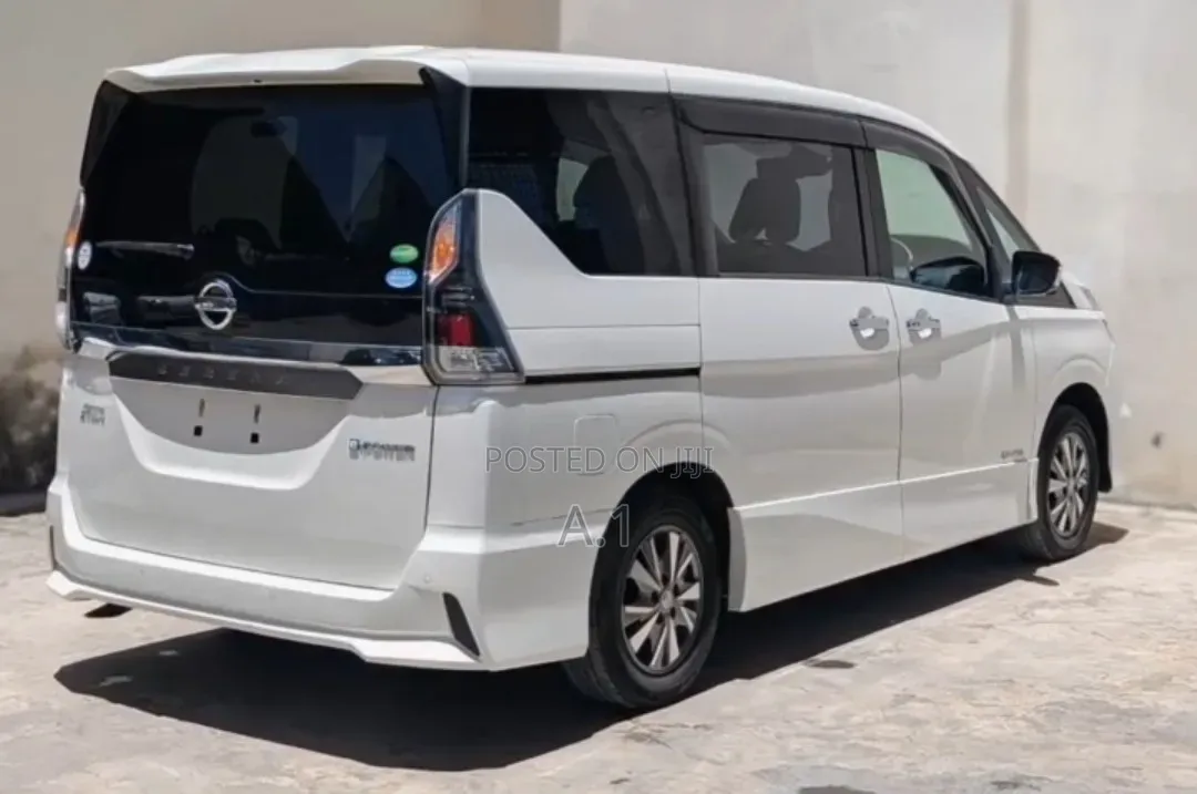 Nissan Serena 2019 Pearl