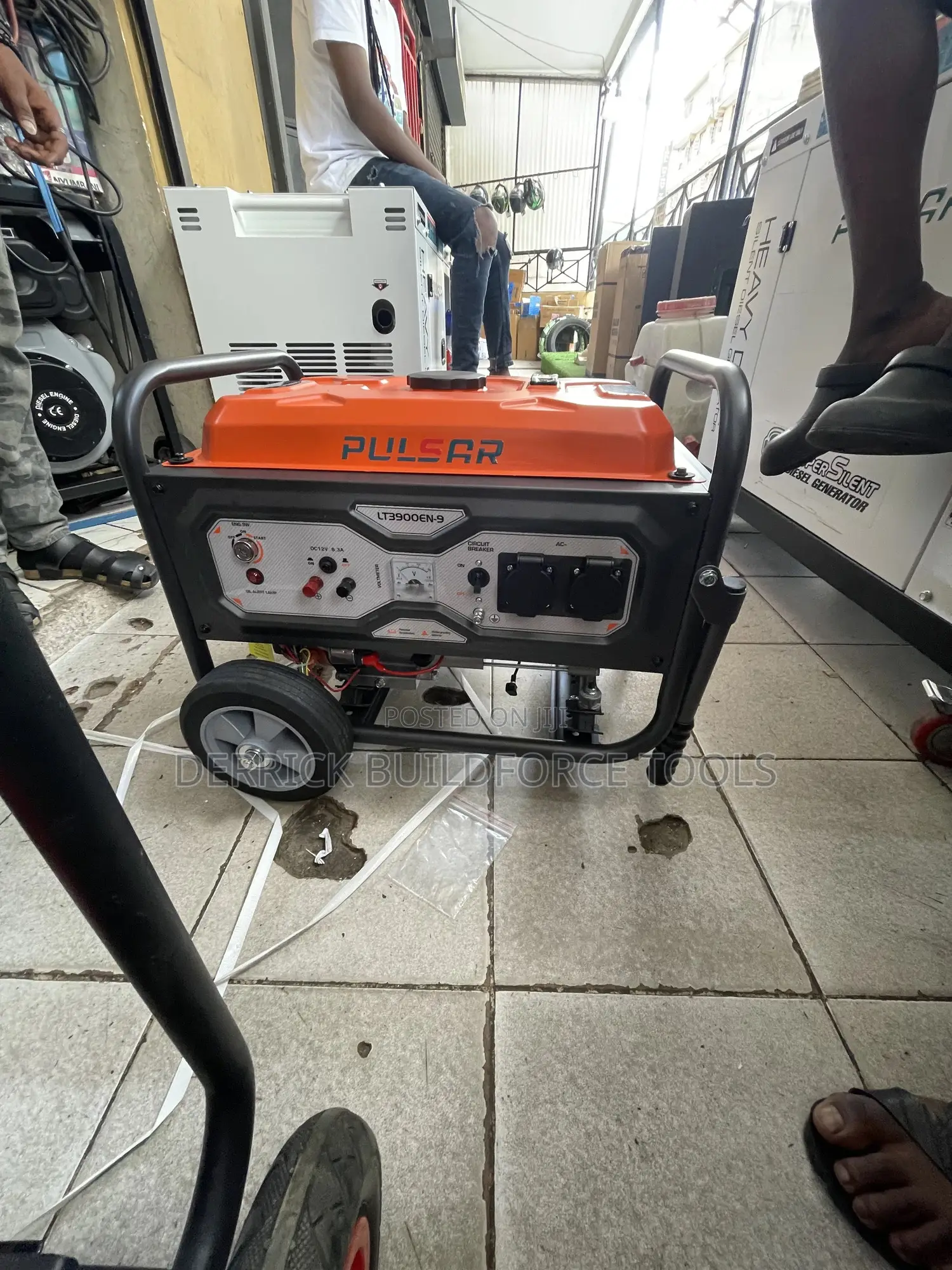 Pulsar 3.2kw Gasoline Key Start Generator