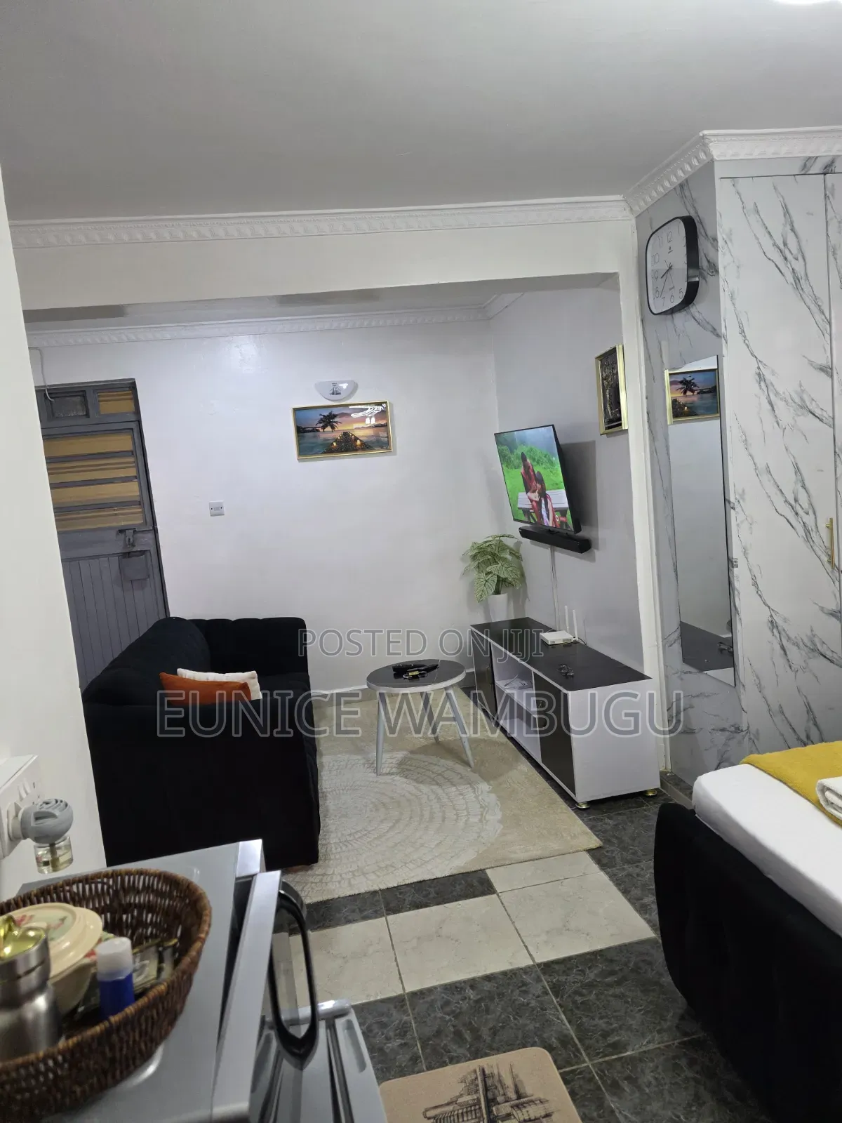 Studio Airbnbs Kamakis at Crown Z Towers Opposite Quickmart