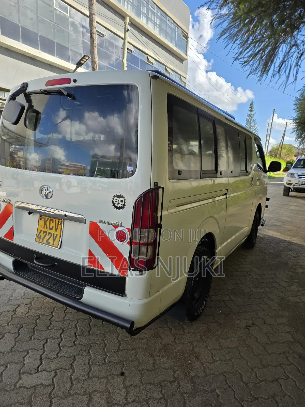 Toyota HiAce 2012 White