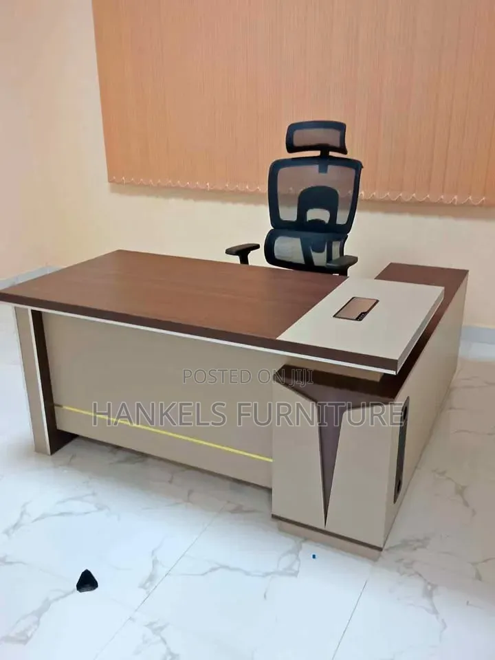 Office Table Executive Office Desk Spacious Work Table